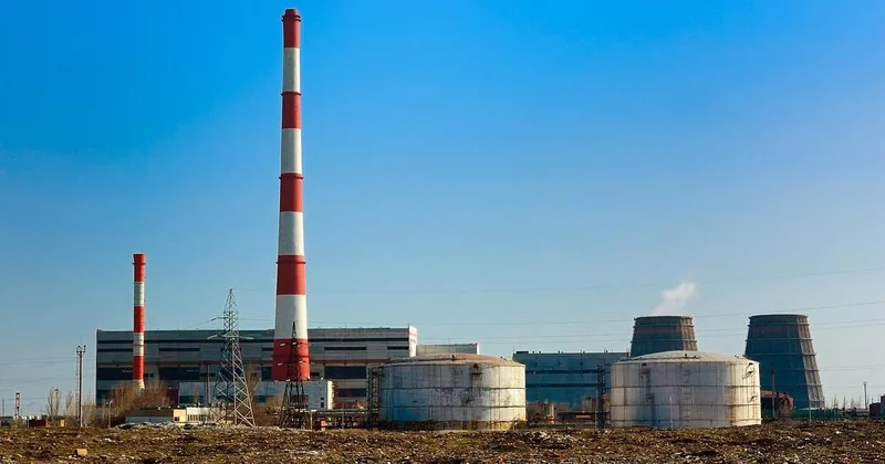 ЧП на заводе в Таразе: один человек умер, двое пострадали (видео)