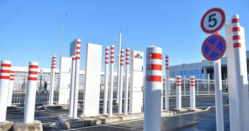 Қытай Қазақстанмен шекараны үш күнге жабады