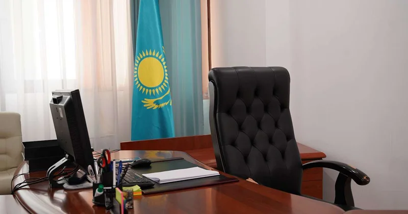 Серик Сапиев и его заместитель освобождены от занимаемых должностей