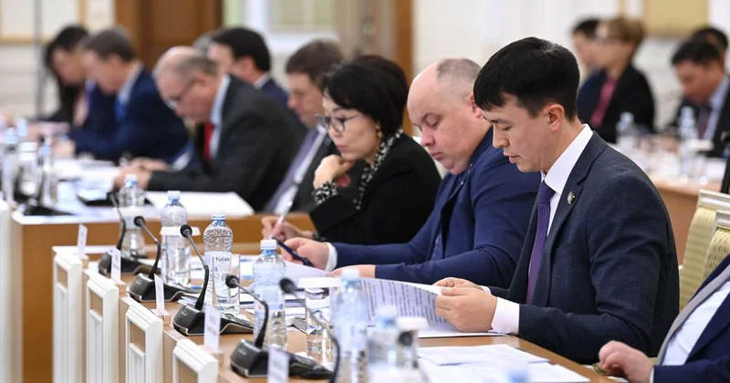 Это уже не игрушки, а злой умысел Марат Шибутов об откровенных фейках про новую Конституцию