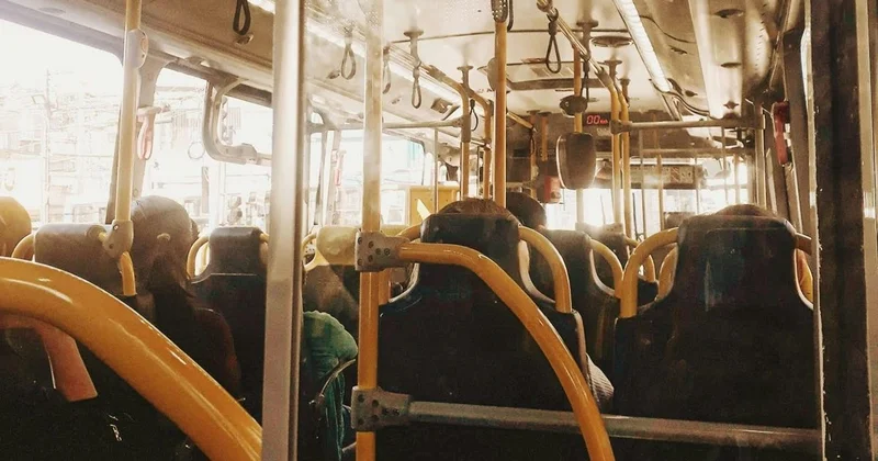 Автобус с 50 рабочими перевернулся в области Абай