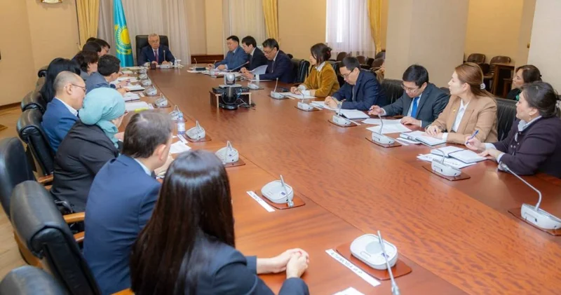 Денсаулық сақтау саласына салық салудың жаңа нормасын қолдану мәселесі қаралды