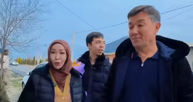 Айтыстың арыстаны, қарсыластарының киллері : ақындар Бекарыс Шойбековті құттықтады (видео)