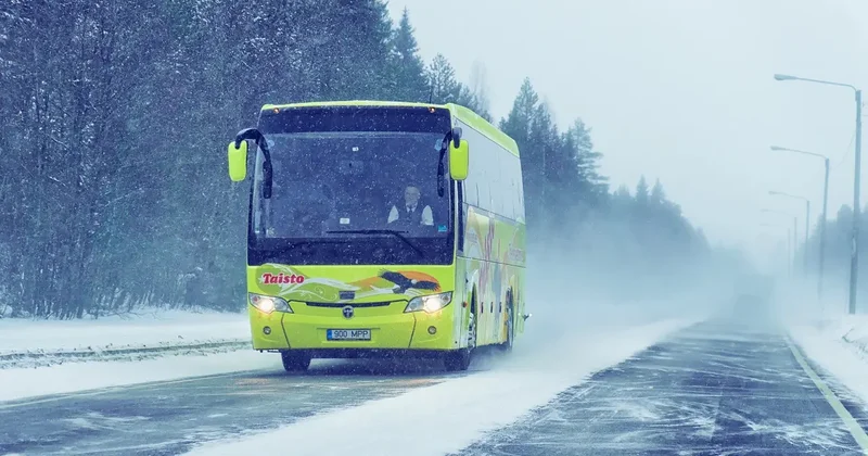 Привлекать субсидии плохо, а бизнесу невыгодно: глава Минтранса заявил о замкнутом круге в автобусной сфере