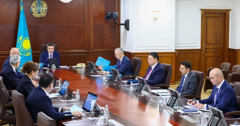 Жолдардың мүшкіл жағдайына қатысты азаматтар шағымы азаймай тұр Премьер минстр