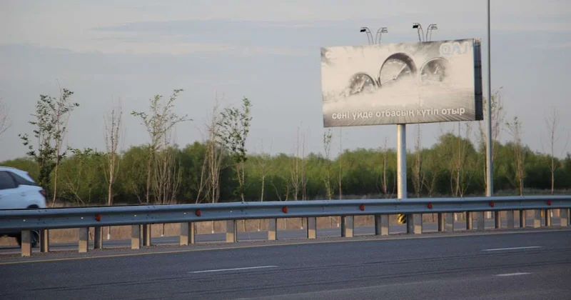 Премьер дал срок до 1 мая для разработки планов по безопасности дорожного движения