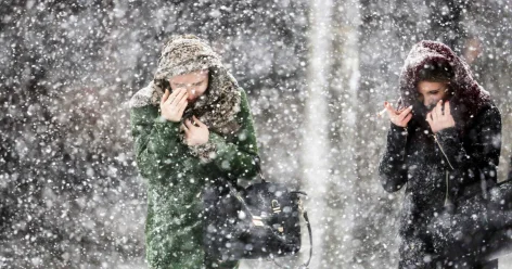 Мокрый снег и усиленный ветер ожидаются на западе Казахстана