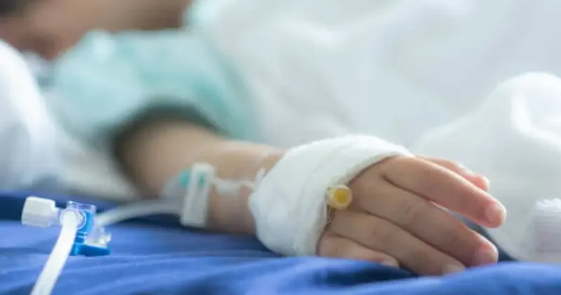 Алматыда сүндеттелген бала ауыр асқынулармен ауруханаға түсті