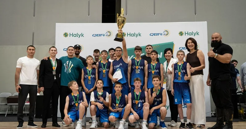 От спонтанного решения к делу жизни: история тренера баскетбольной команды Центра поддержки детей из Рудного