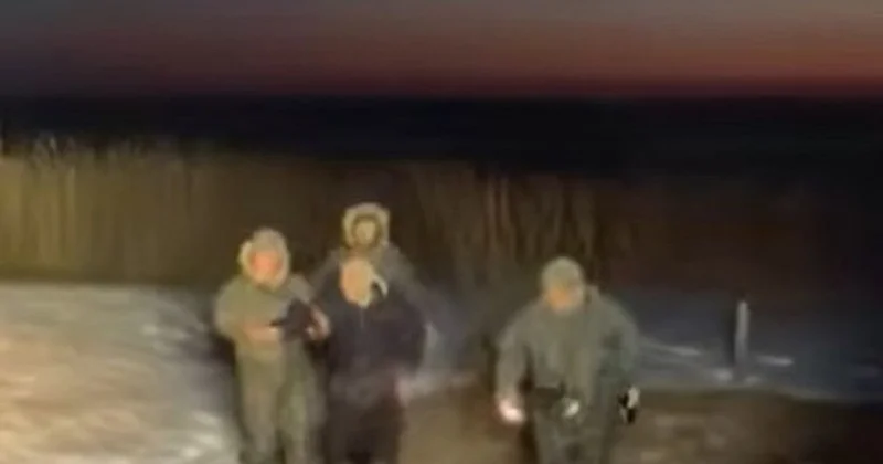 Я жить хочу, мужики : акмолинец около 4 часов провел в ледяной воде и взывал о помощи