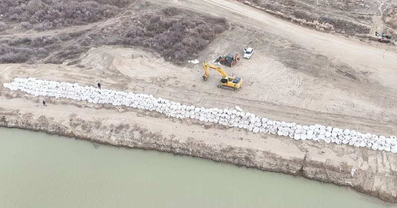 Жылыой ауданында су тасқынын реттеу үшін шлюздер ашылды
