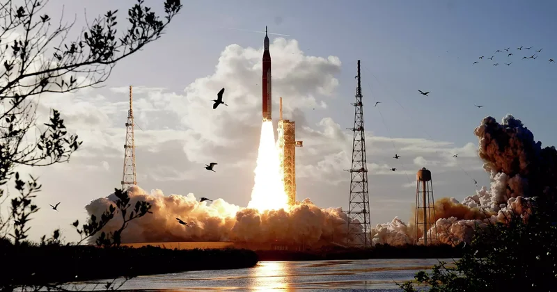 Жарты ғасырдан кейінгі сапар: Канаверал мүйісіндегі ғарыш айлағында түсірілген фото