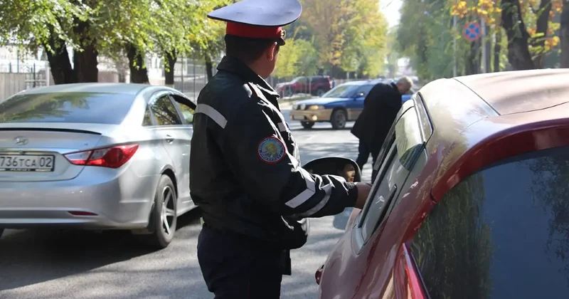 15 выездов на встречную полосу зафиксировали в Алматы за два дня