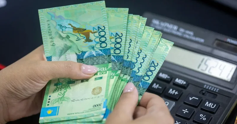 Незаконные выплаты к юбилейным датам получали сотрудники акимата в Абайской области