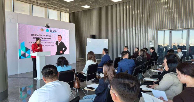 Через мост коммуникаций, по цепочке знаний