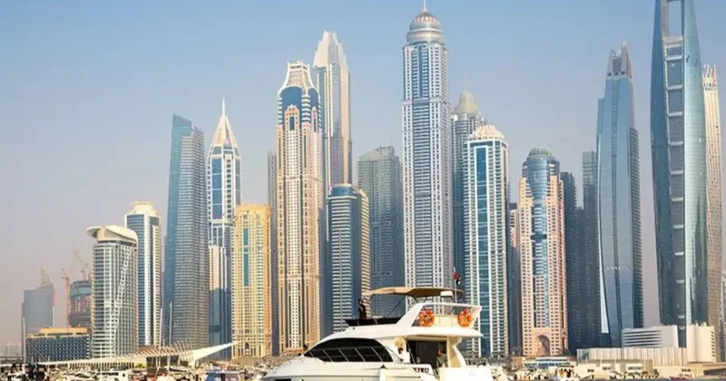 Таяу Шығыстағы қақтығыс Дубай туризміне қалай әсер етті