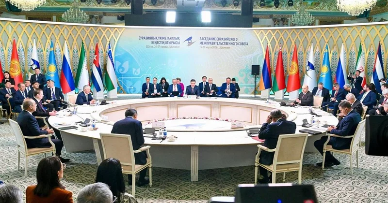 На высшем политическом уровне: Казахстан и Россия намерены усиливать партнерство в сфере транспорта