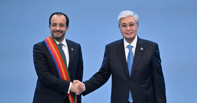 Токаев вручил Христодулидису орден Достык