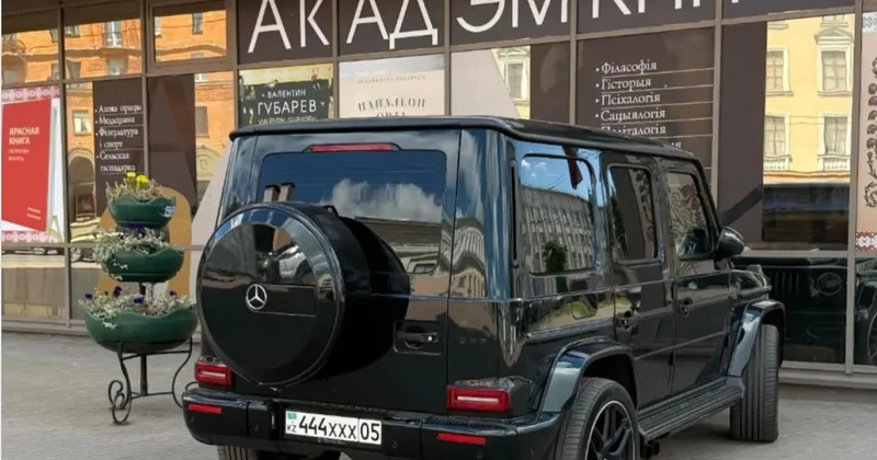 Минскіде қазақстандық жүргізуші G Class көлігімен бірнеше ереже бұзды