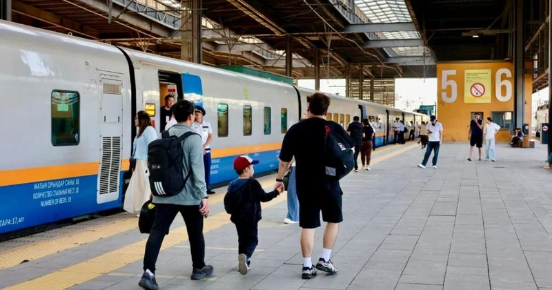 В Казахстане на лето запускают дополнительные поезда по популярным направлениям