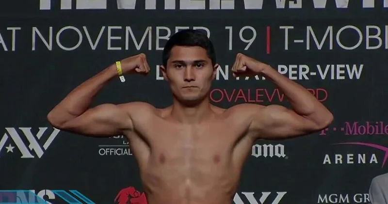 Мейирим Нурсултанов будет драться за титут WBC