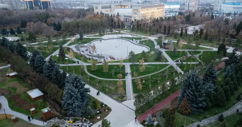 Сквер на месте резиденции президента скоро откроют в Алматы. Как он выглядит фоторепортаж