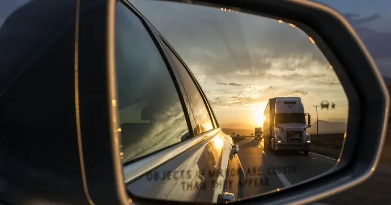 Мемлекеттік кірістер органдарының сүйемелдеуімен автомобильмен ондағы тауарларды жеткізу қағидалары бекітілді