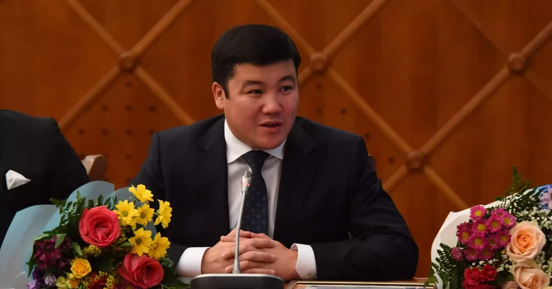 Балаларымды блоктамадым : Тұрсынбек Қабатов мәлімдеме жасады