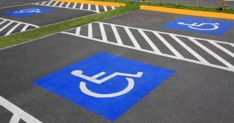 Более 4,3 тысячи объектов адаптировано для лиц с инвалидностью в Алматы