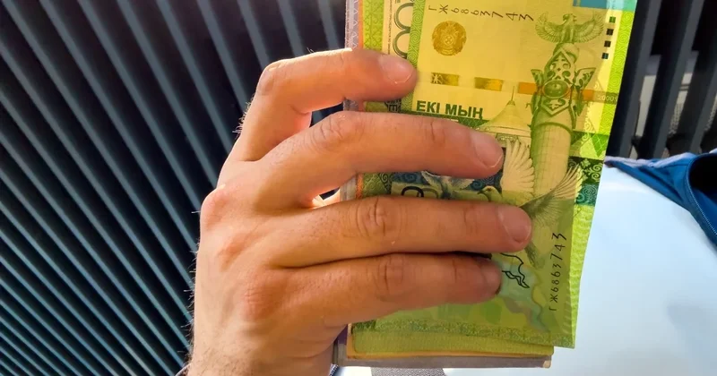 МФО расскажут о долгах казахстанцев налоговой