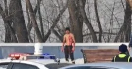 Өскеменде пышақпен қаруланған үсті басы қан жоса ер адам ұсталды