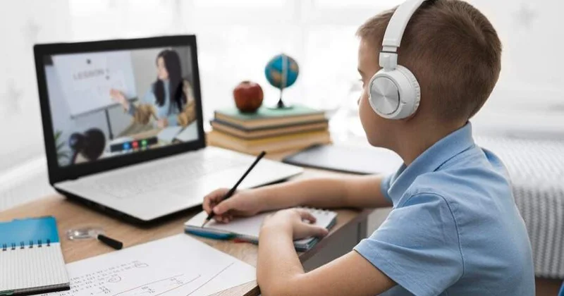 13 өңірде 663 мектеп қашықтан оқыту форматына ауыстырылды