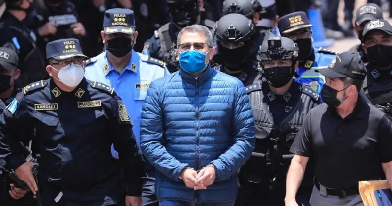 Трамп есірткі саудасы үшін сотталған бұрынғы Гондурас президентіне рақымшылық жасады