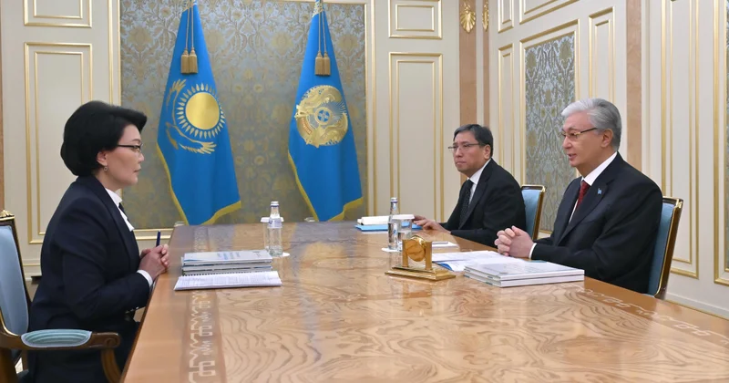 Токаев заслушал доклад главы Минтруда Светланы Жакуповой