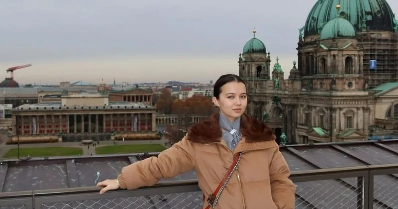 Раушан Кудайберген показала фото с прогулки по Берлину