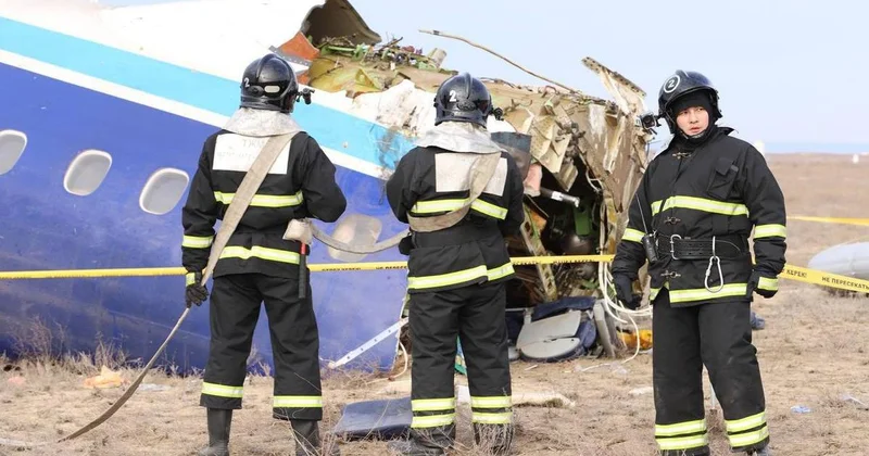 Вице премьер рассказал, когда завершат расследование крушения самолета AZAL близ Актау