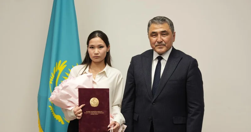 Школьница из Алматы заключила меморандум с Минводы