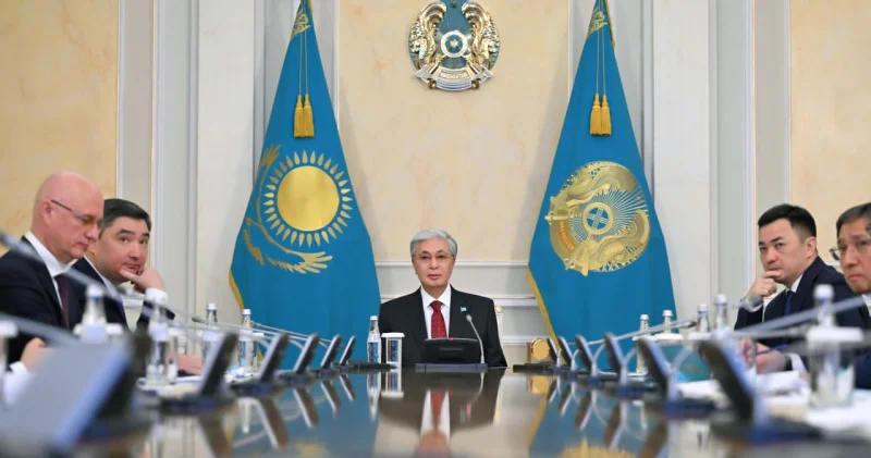 Тоқаев өңірлік жүк авиахабтарын дамыту жөнінде кеңес өткізді