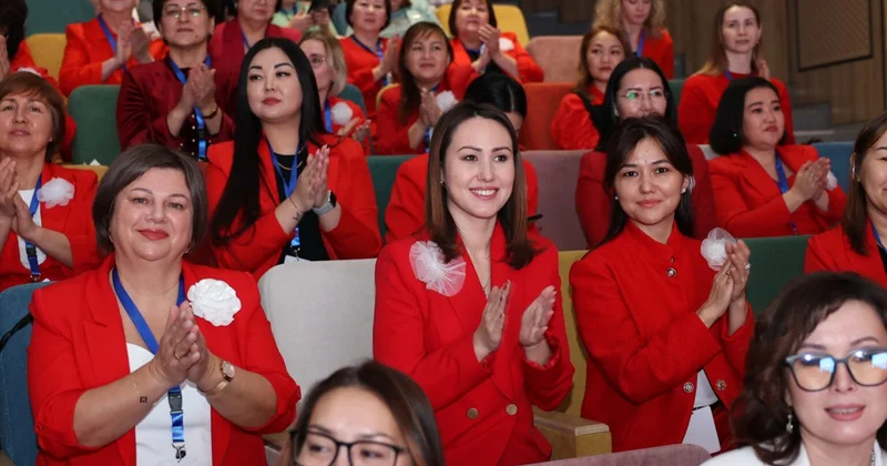 Еңбегі жанған арулар