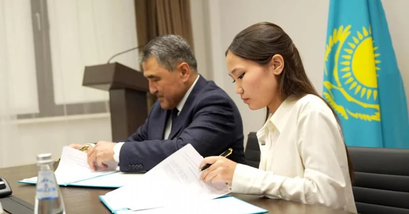 Казахстанская школьница придумала устройство для сбора воды из атмосферы