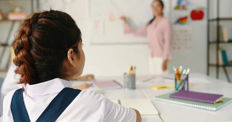 Большая нагрузка в школах Казахстана: министр назвала предметы, которые могут объединить