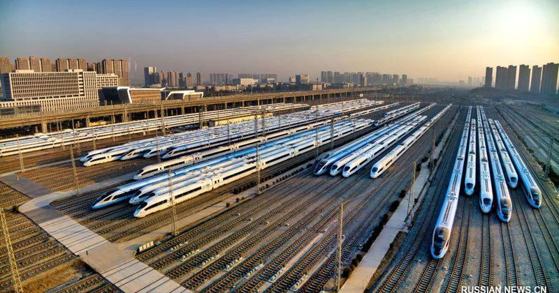 Китайский поезд с товарами проедет через Казахстан в Азербайджан