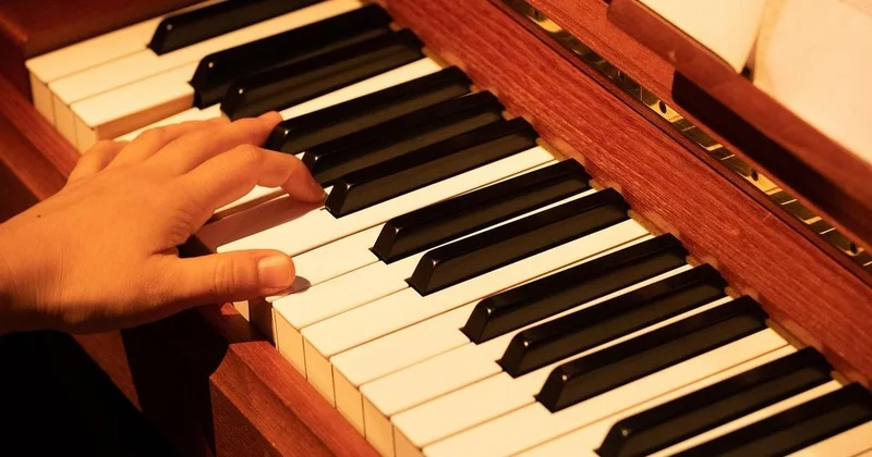 Родители узнали о тайных занятиях школьников в Астане через еGov