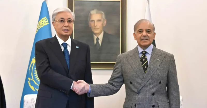 Токаев провёл переговоры с премьер министром Пакистана