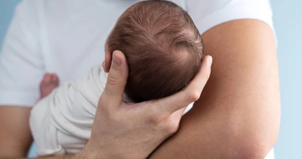 Бала күтімімен отырған әкелердің декрет уақыты еңбек өтіліне қосылады