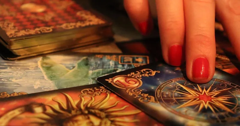 Пусть казна пополняется : зачем в Казахстане хотят лицензировать тарологов и предсказателей