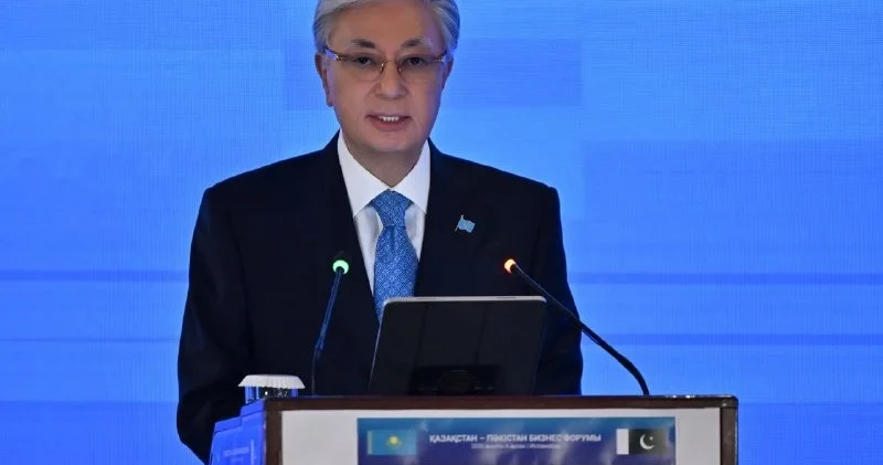 Президент Пәкістанның озық цифрлық шешімдер енгізу жөніндегі шараларына жоғары баға берді