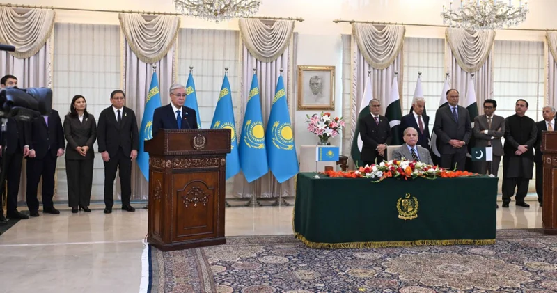 Қасым Жомарт Тоқаев: Пәкістанның экономикалық әлеуеті зор, өнеркәсіптік базасы дамыған, көлік транзит мүмкіндіктері мол