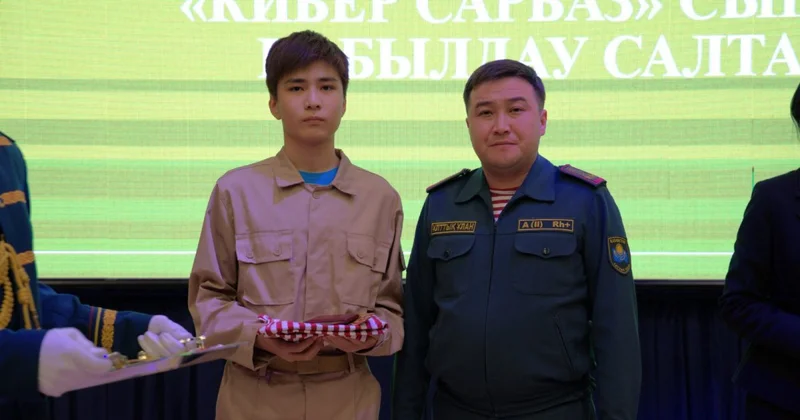 Национальная гвардия открыла класс Cyber sarbaz в школе Астаны (ВИДЕО)