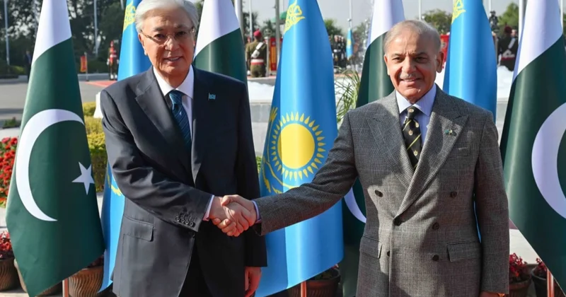 Пәкістанда Президент Қасым Жомарт Тоқаевты ресми қарсы алу рәсімі өтті